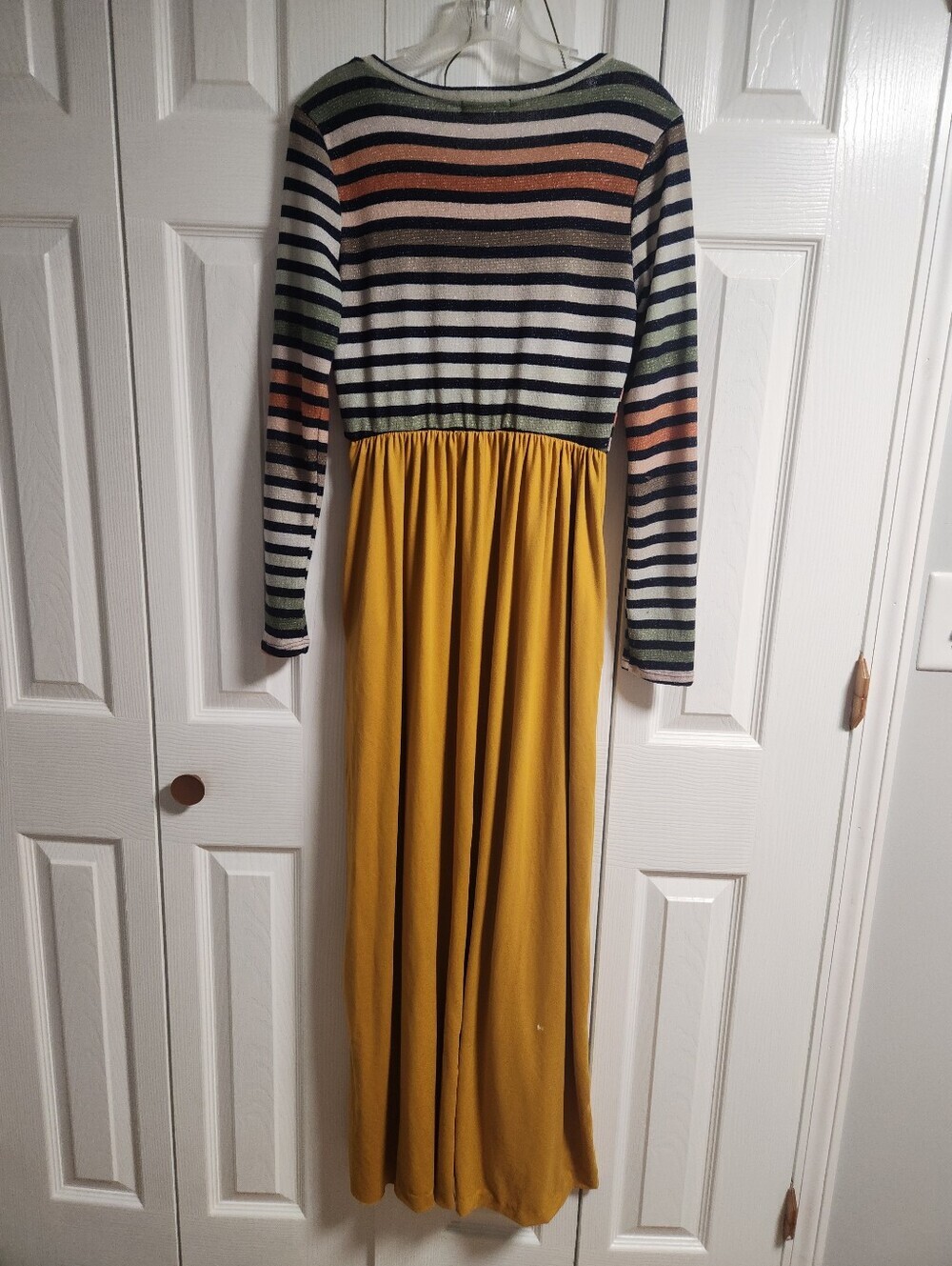 Reborn J Pullover Scoop Neck Long Sleeve Maxi Dress Black and GOLD Size M - Picture 3 of 6